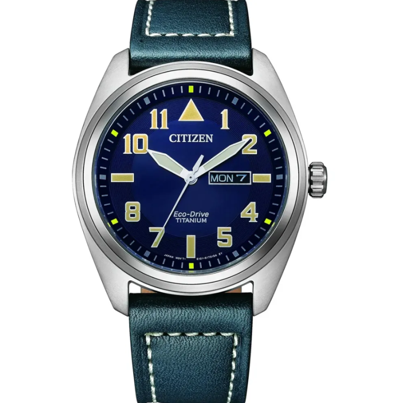 Citizen Eco Drive Super Titanium Montre Homme Titane Cuir Bleu BM8560-45LE Citizen Eco Drive Super Titanium Montre Homme Titane Cuir Bleu BM8560-45LE
